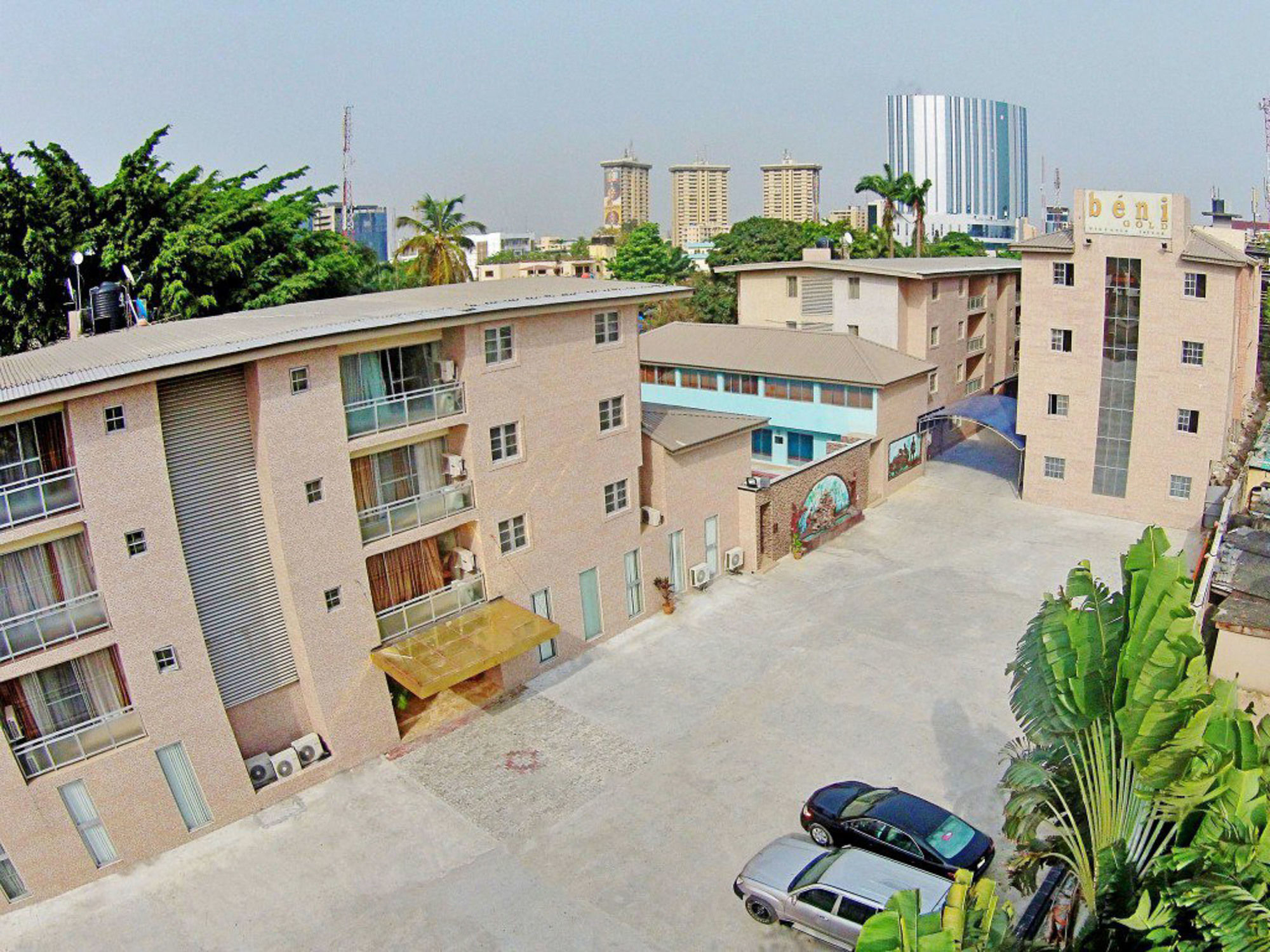 Beni Gold & Suites Lagos Exterior foto
